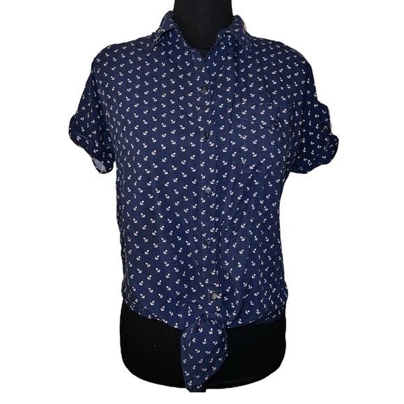 Love Notes Country Style Tied Button Down Top🌵🦎 - Picture 1 of 6